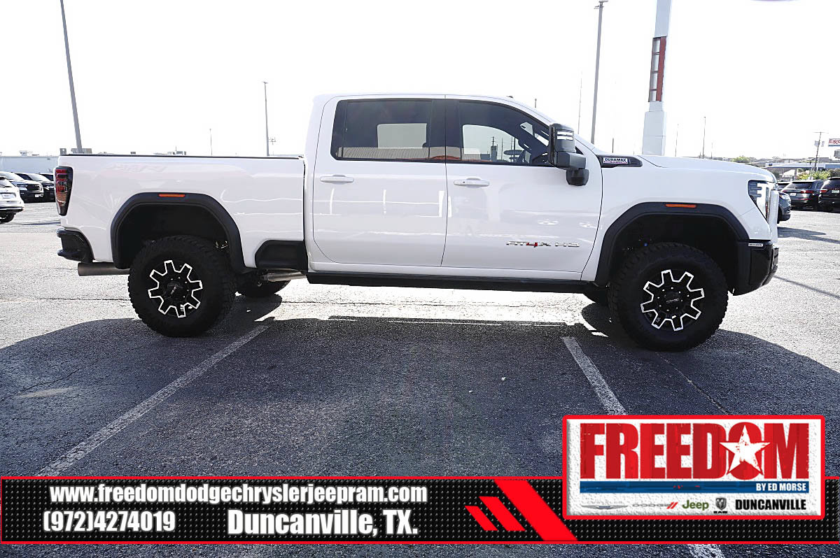 Used 2026 GMC Sierra 2500 AT4X AWD/4WD image 6