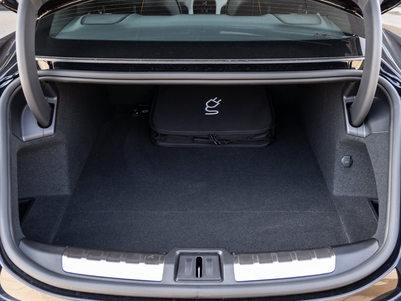New 2026 Porsche Taycan AWD/4WD image 40