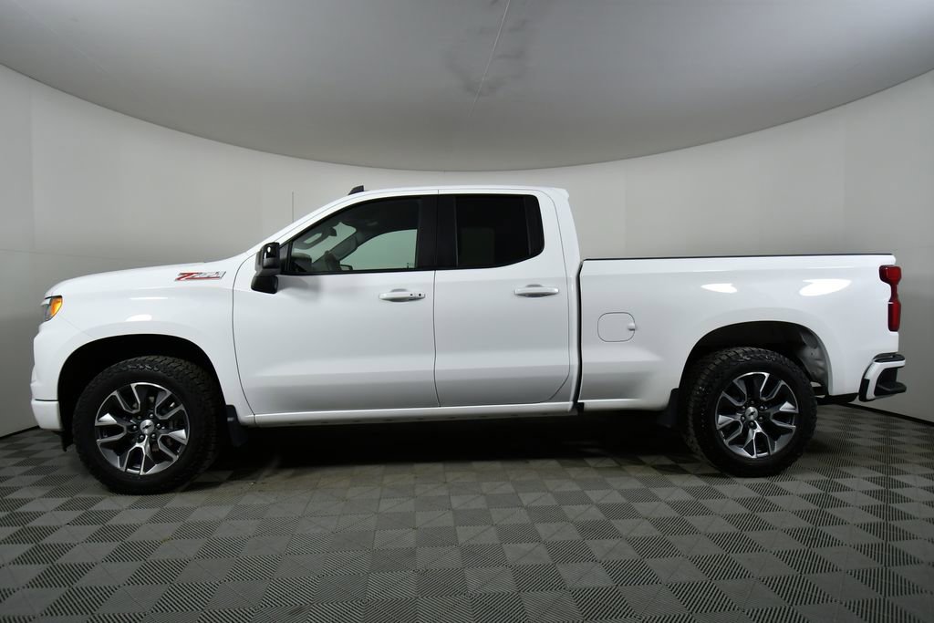 Used 2023 Chevrolet Silverado 1500 RST w/ Convenience Package II AWD/4WD image 16