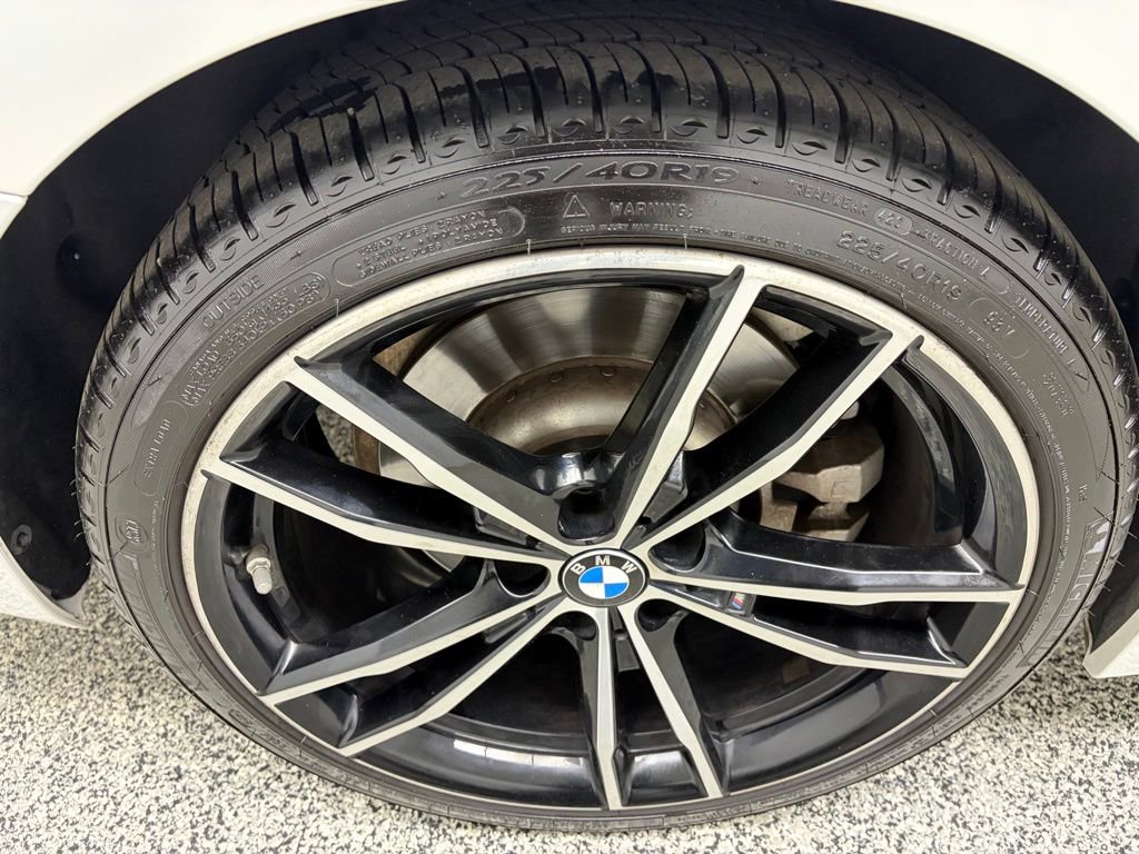 Used 2021 BMW 330e xDrive w/ Executive Package image 11