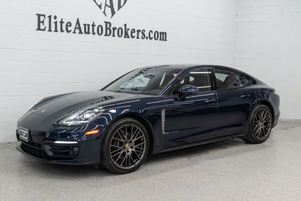 Used 2023 Porsche Panamera 4 Platinum Edition w/ Smoking Package image 38