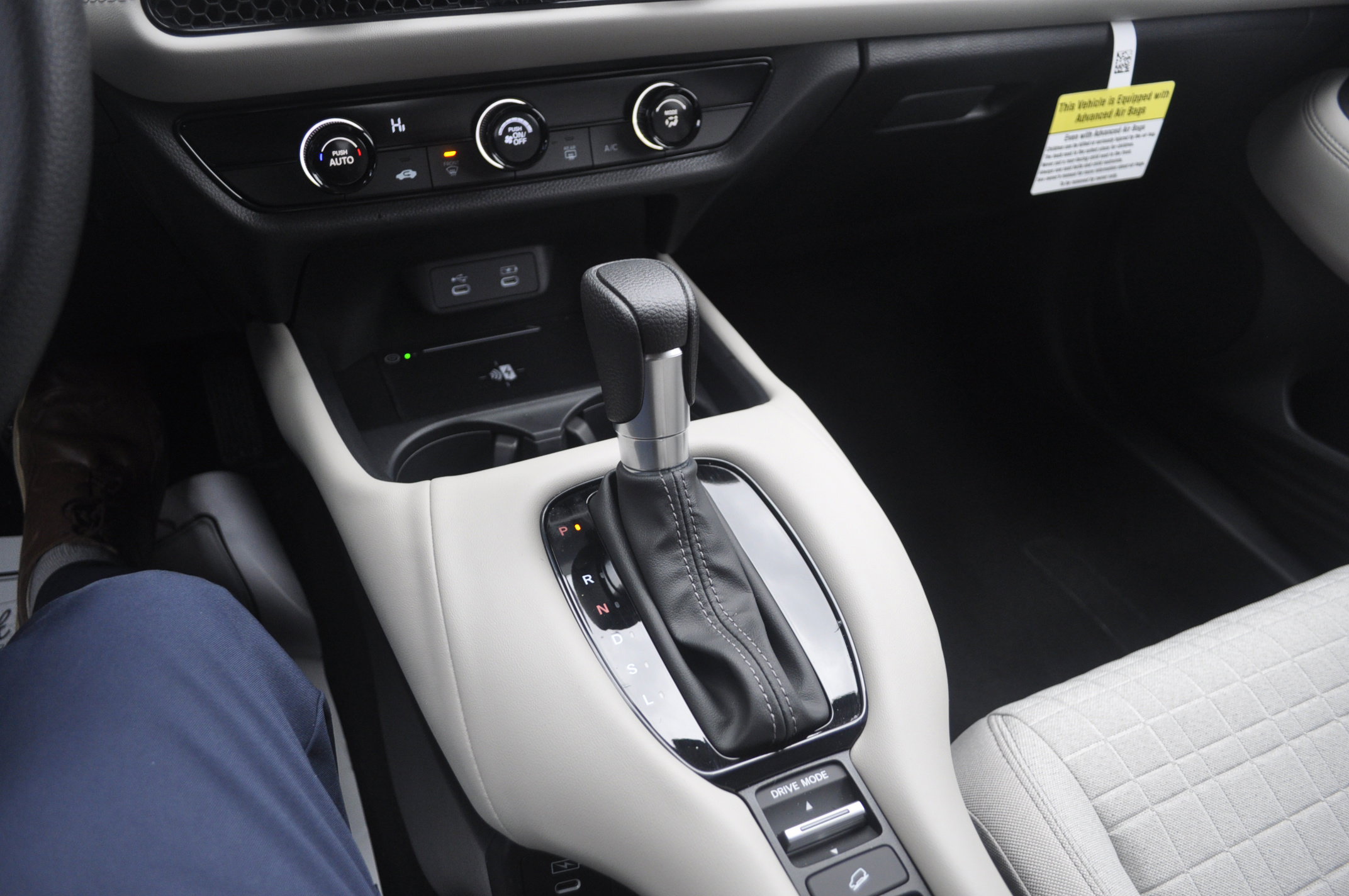 Certified 2026 Honda HR-V LX image 22