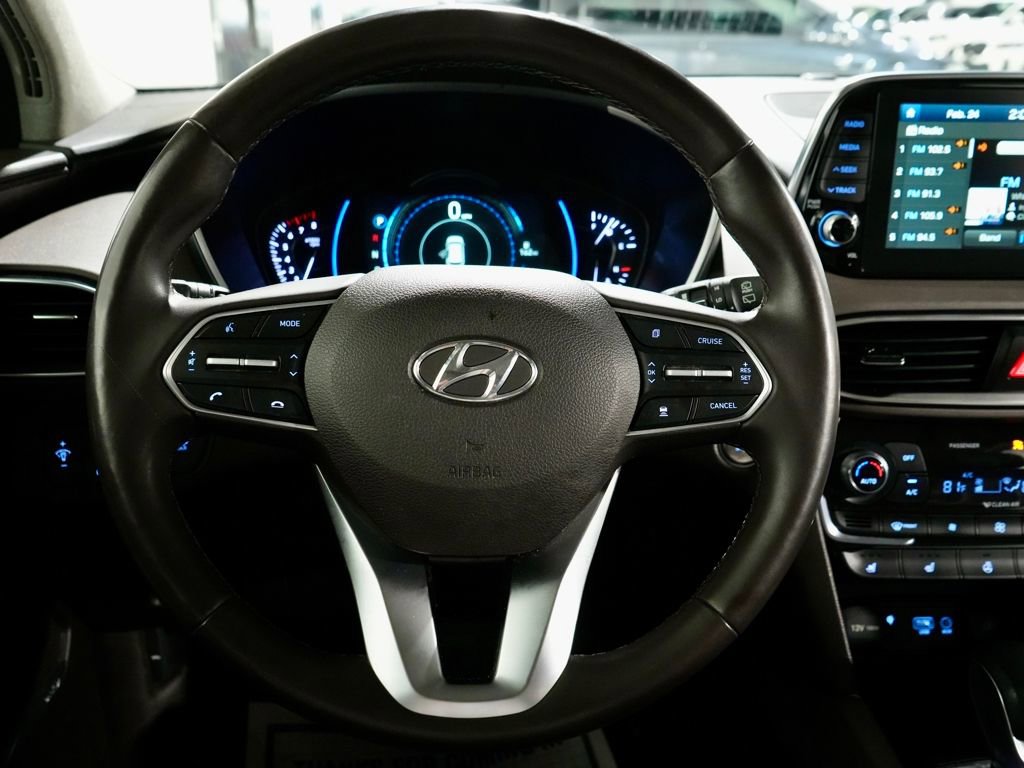 Used 2020 Hyundai Santa Fe Limited image 17