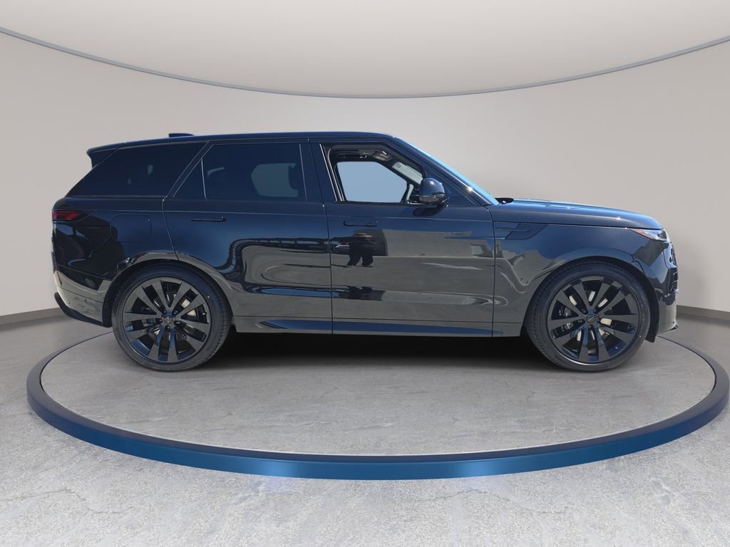 New 2026 Land Rover Range Rover Sport Dynamic SE AWD/4WD image 4