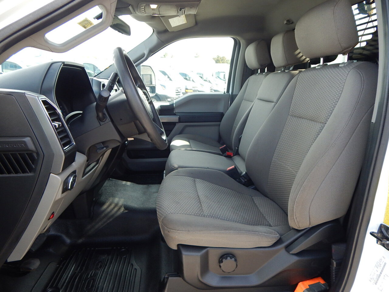 Used 2021 Ford F550 4x4 Regular Cab Super Duty image 20