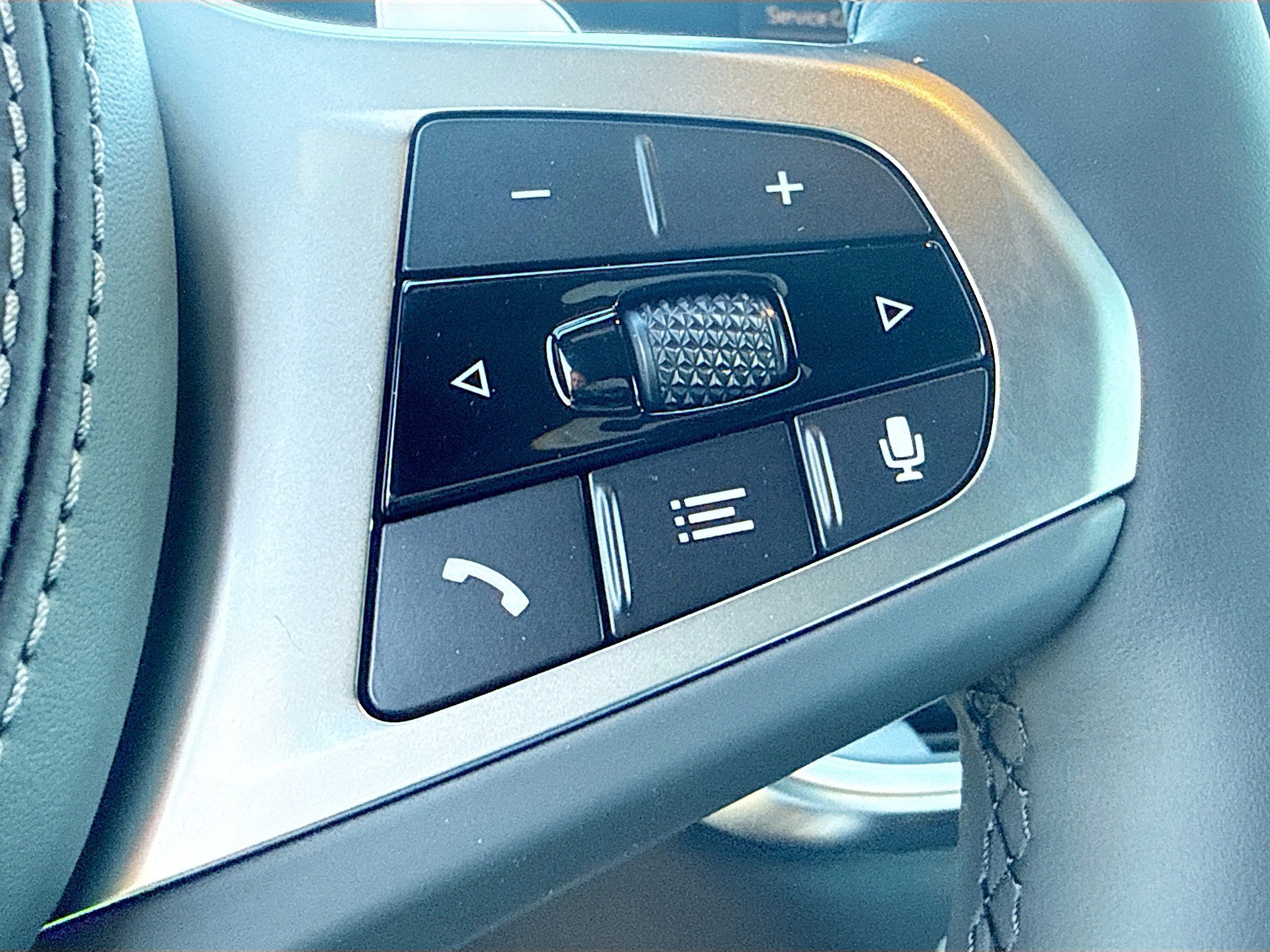 New 2026 BMW X5 xDrive40i w/ M Sport Package image 39