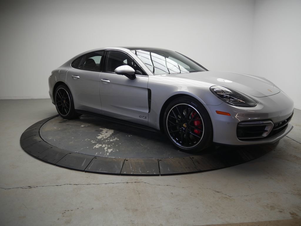 Used 2022 Porsche Panamera GTS AWD/4WD image 9