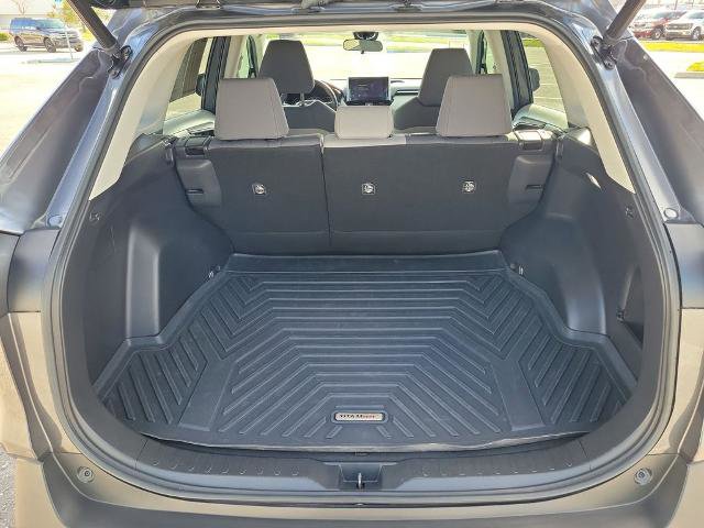 Used 2023 Toyota RAV4 XLE w/ Convenience Package image 11