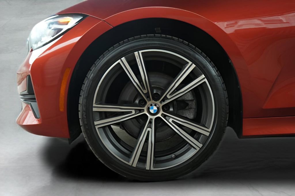 Used 2022 BMW 330i xDrive Sedan w/ Premium Package 2 image 11