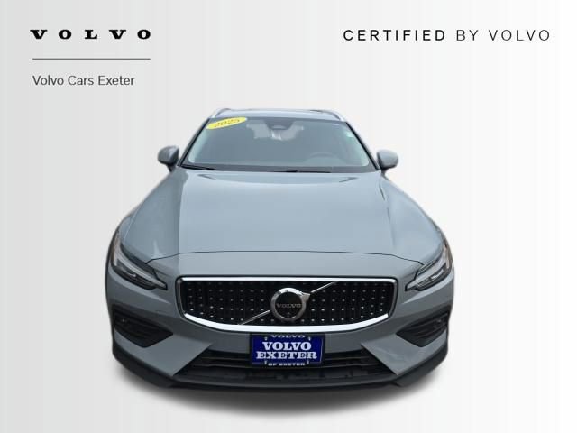Certified 2025 Volvo V60 B5 Cross Country Plus image 2