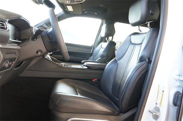 Used 2024 Jeep Wagoneer Series II image 19