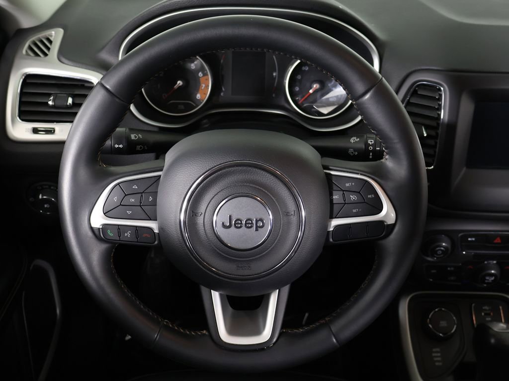 Used 2019 Jeep Compass Latitude AWD/4WD image 34