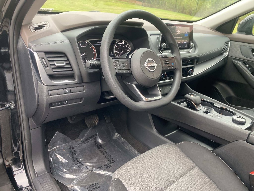 Used 2023 Nissan Rogue SV AWD/4WD image 21