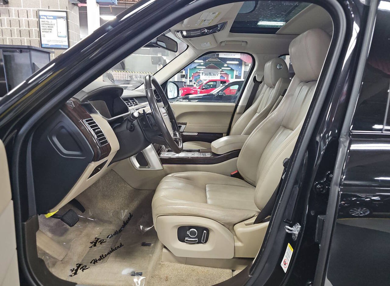Used 2016 Land Rover Range Rover HSE AWD/4WD image 3