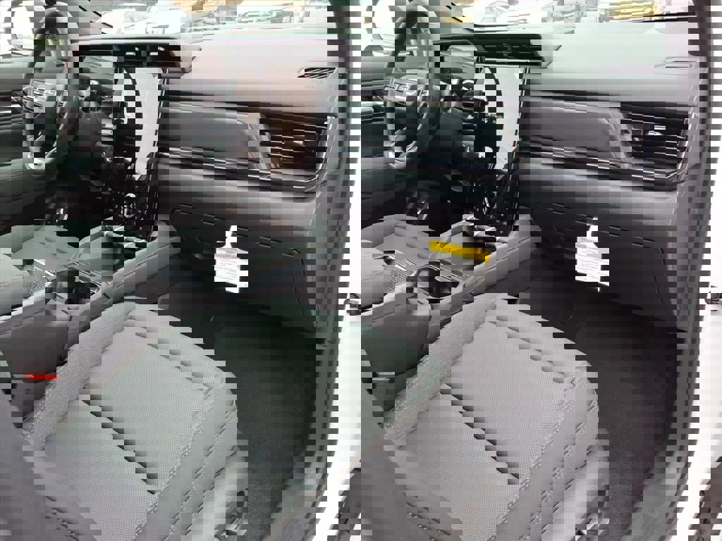 New 2026 GMC Terrain AT4 w/ Convenience Package III image 10