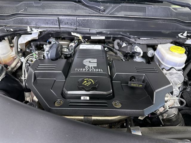 Used 2024 RAM 2500 Laramie w/ Safety Group image 31
