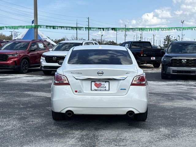 Used 2013 Nissan Altima 2.5 SV image 8