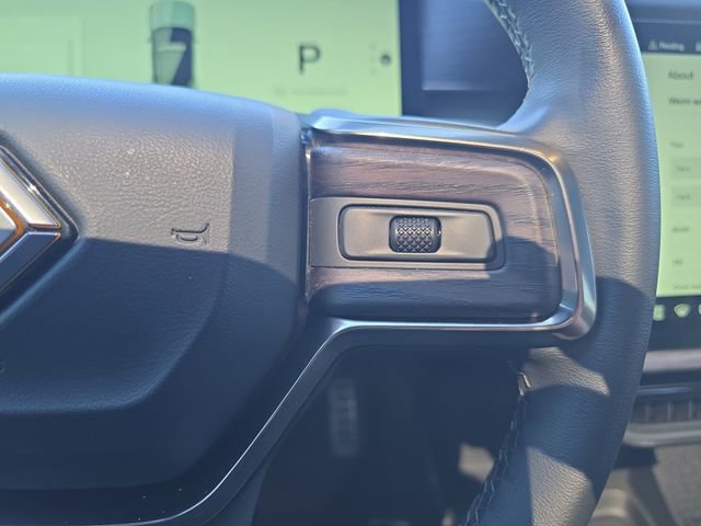 Used 2024 Rivian R1S Adventure image 22