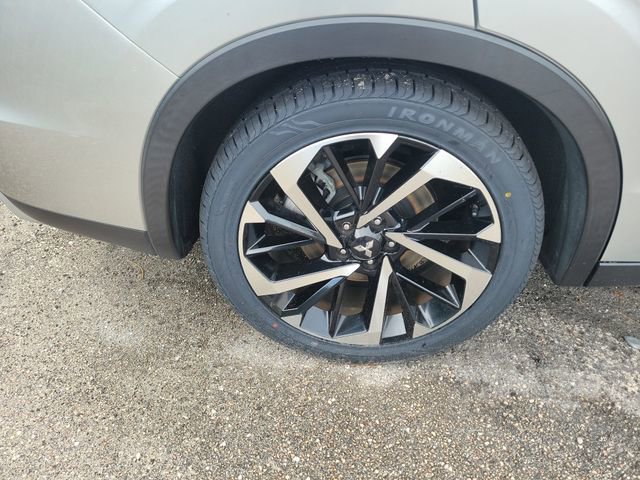 Used 2022 Mitsubishi Outlander SE FWD image 5