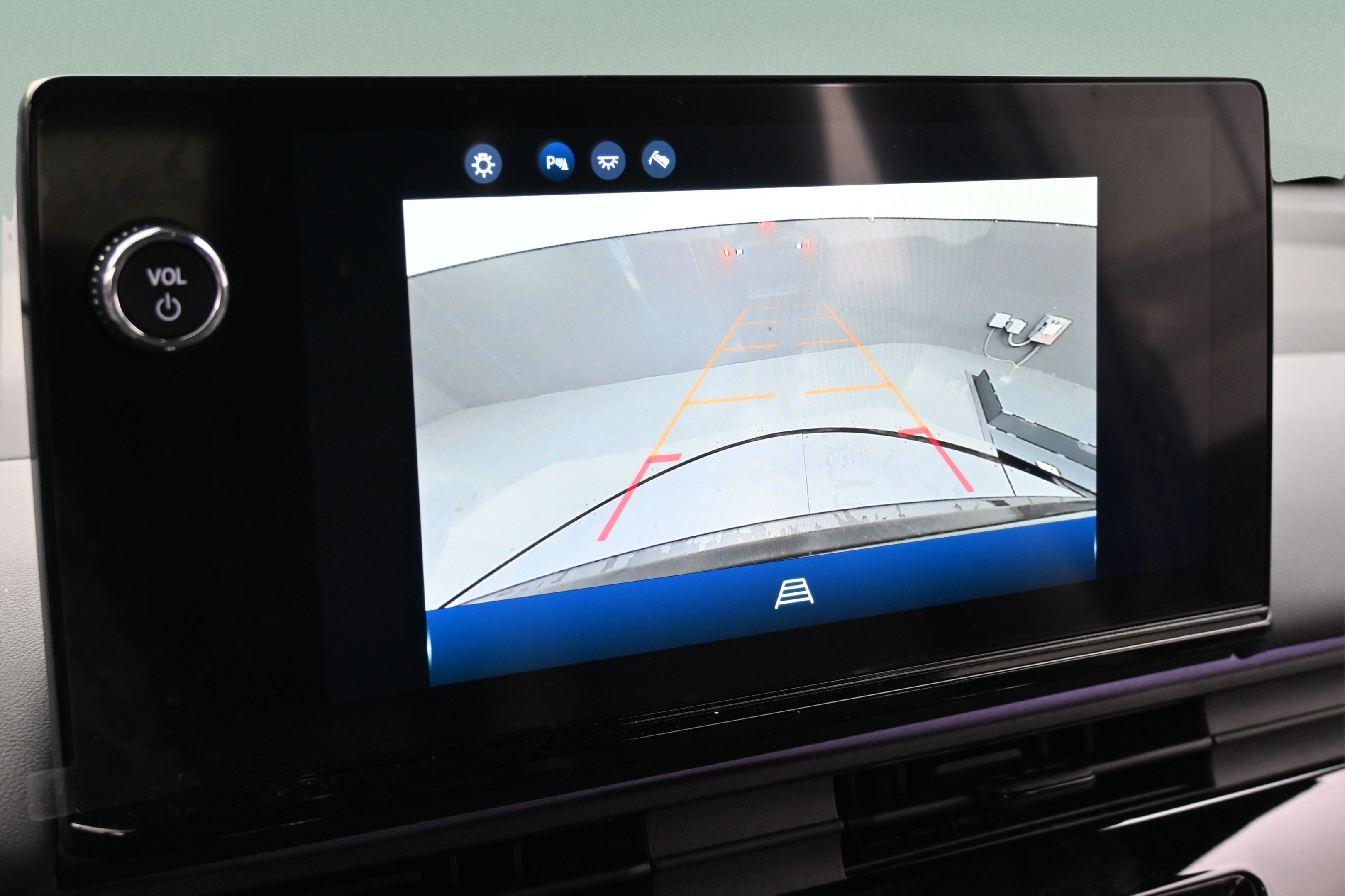 Used 2025 Honda Prologue Touring image 17