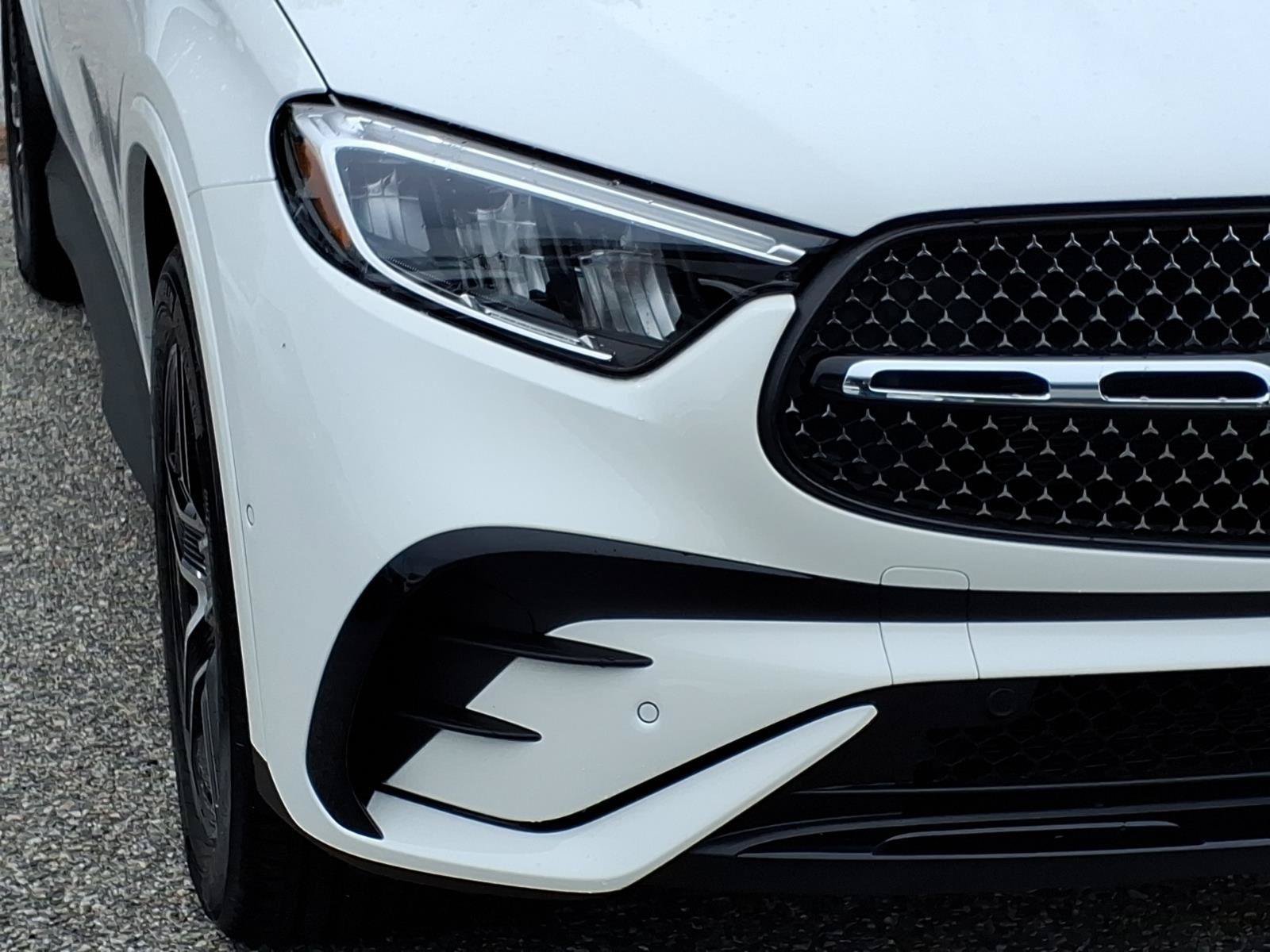 New 2026 Mercedes-Benz GLC 300 4MATIC image 3