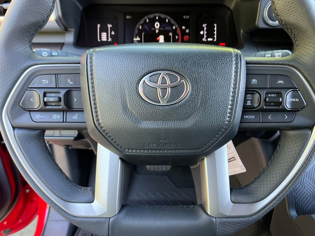 New 2026 Toyota 4Runner SR5 AWD/4WD image 14