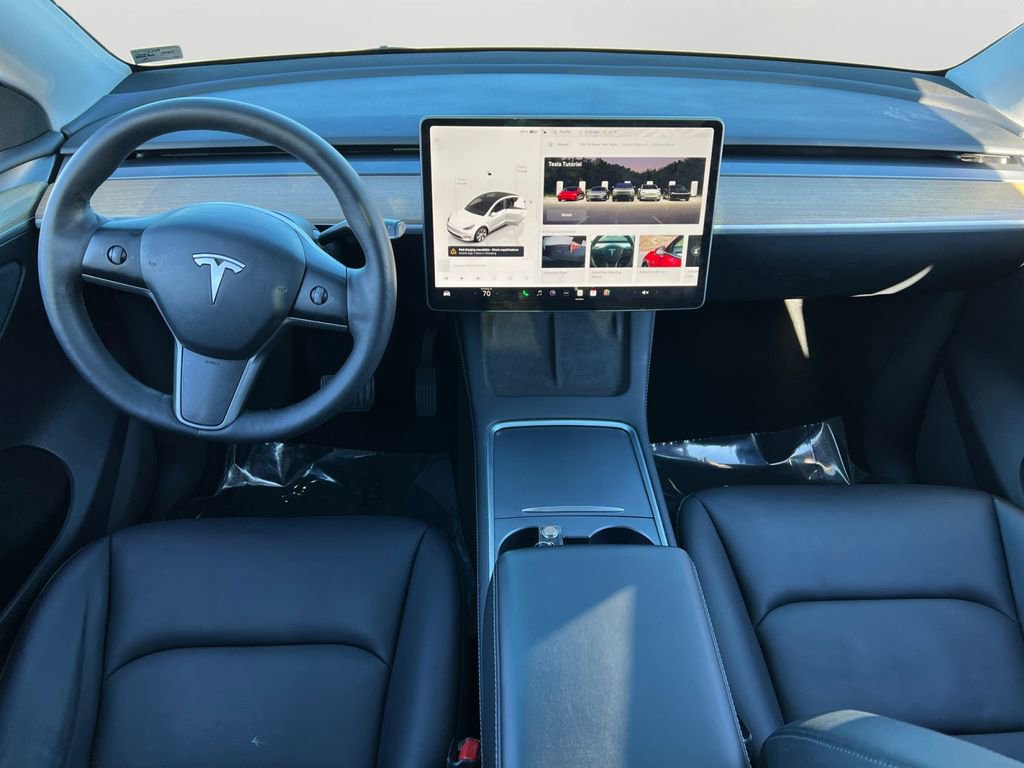 Used 2023 Tesla Model Y Long Range image 11