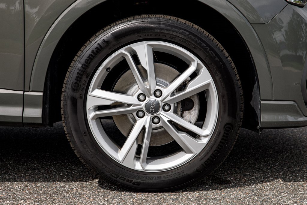 Used 2020 Audi Q3 2.0T Premium w/ Convenience Package image 21