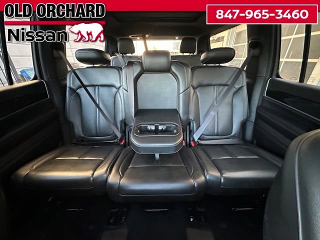 Used 2022 Jeep Wagoneer Series I w/ Premium Group I AWD/4WD image 12