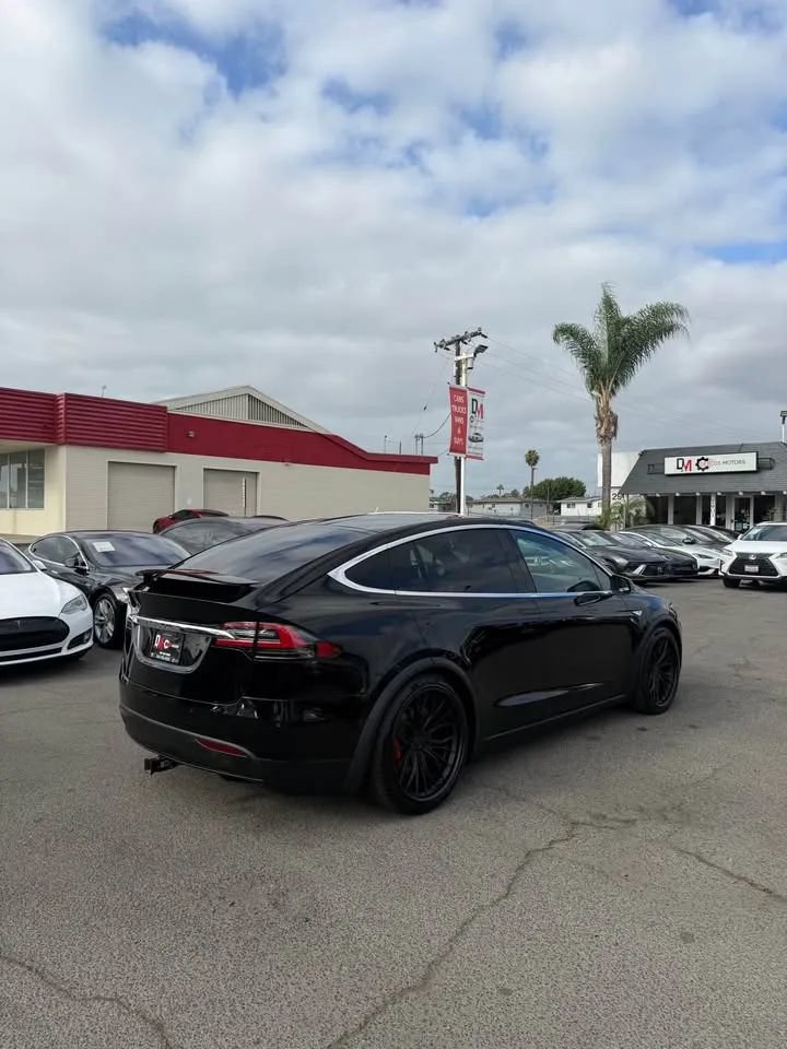Used 2016 Tesla Model X Performance AWD/4WD image 4