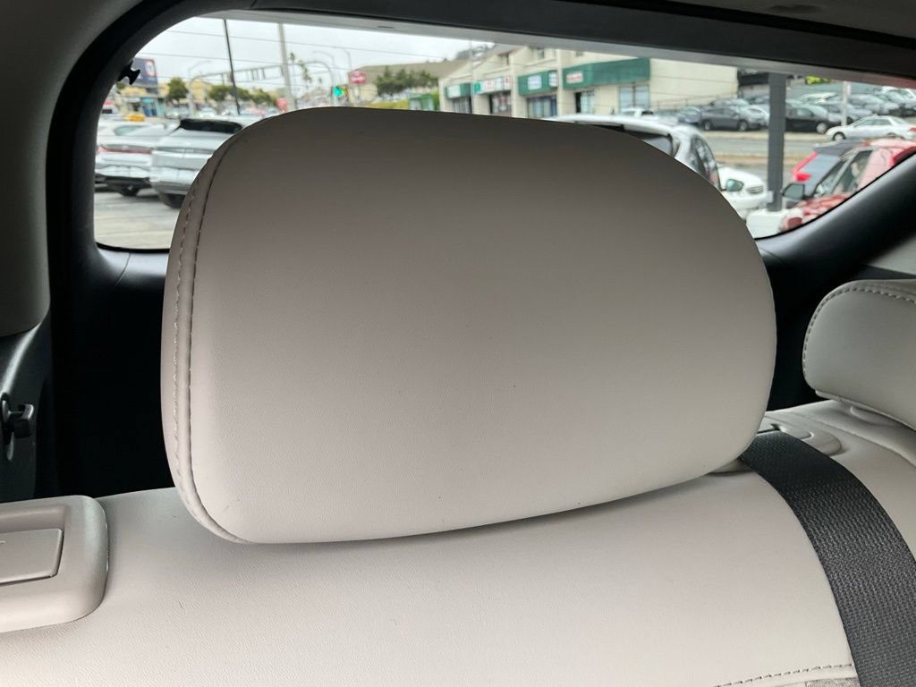Used 2023 Kia Niro Wind FWD image 46