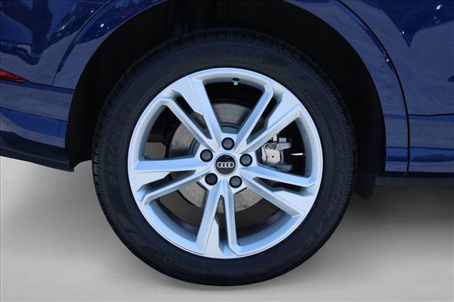 Used 2022 Audi Q3 2.0T Premium w/ Convenience Package AWD/4WD image 13