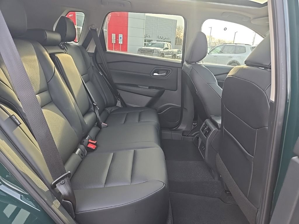 New 2026 Nissan Rogue SV image 31