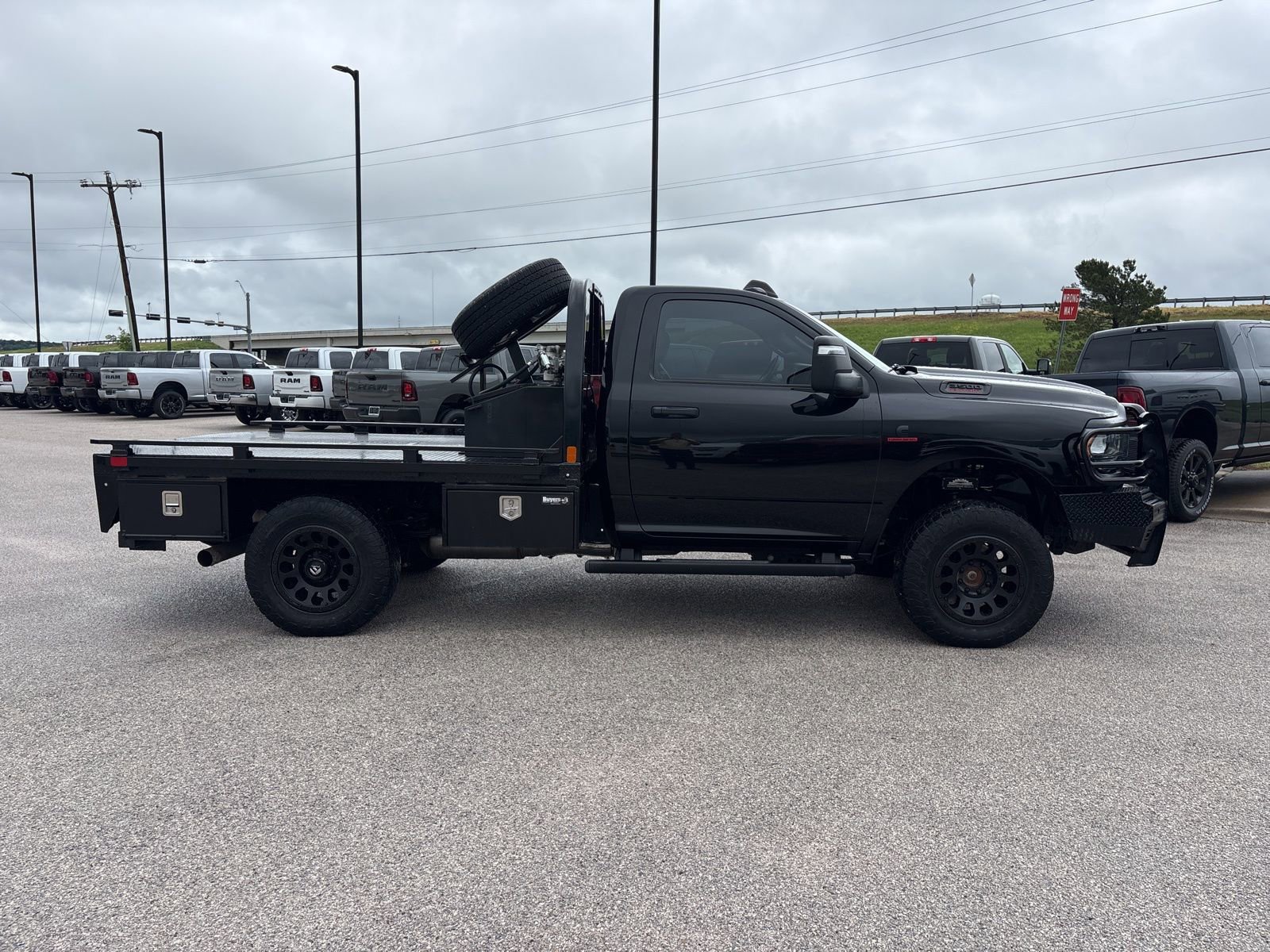 Used 2024 RAM 3500 Tradesman image 7