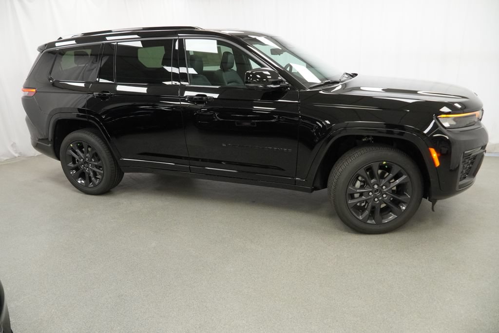 New 2026 Jeep Grand Cherokee L Limited AWD/4WD image 9