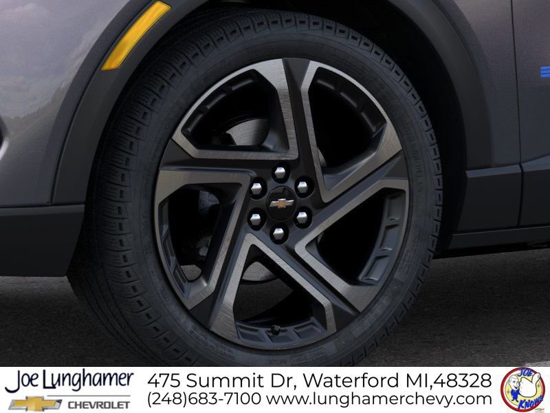 New 2026 Chevrolet Equinox EV LT image 9