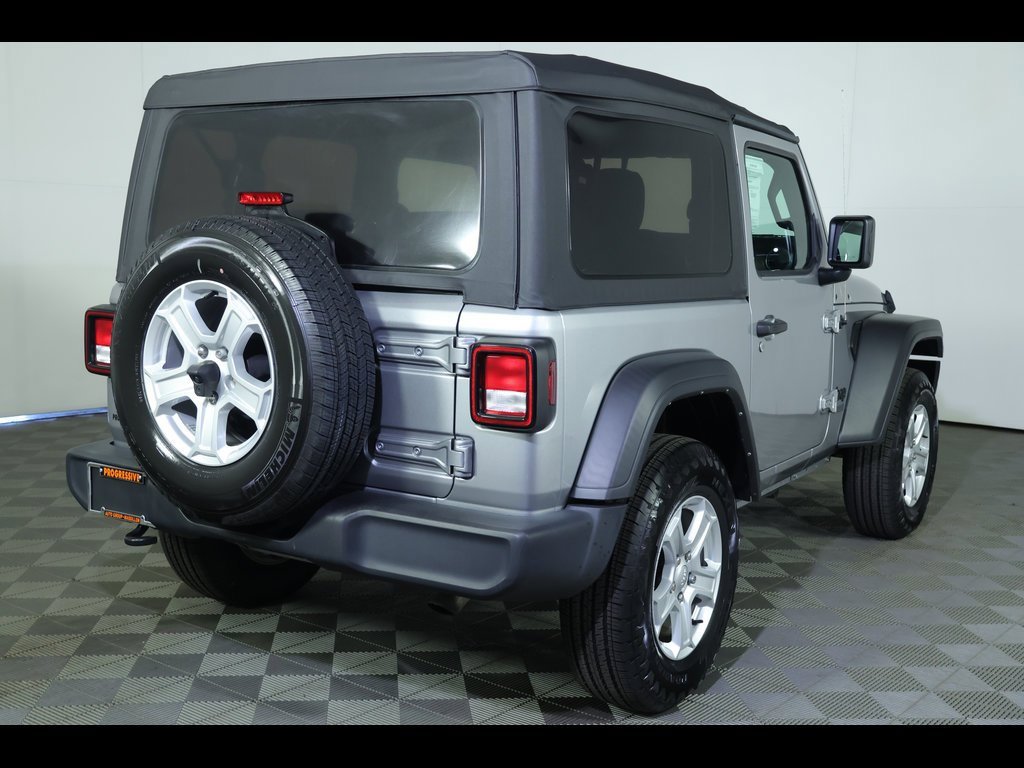 Used 2021 Jeep Wrangler Sport S image 10