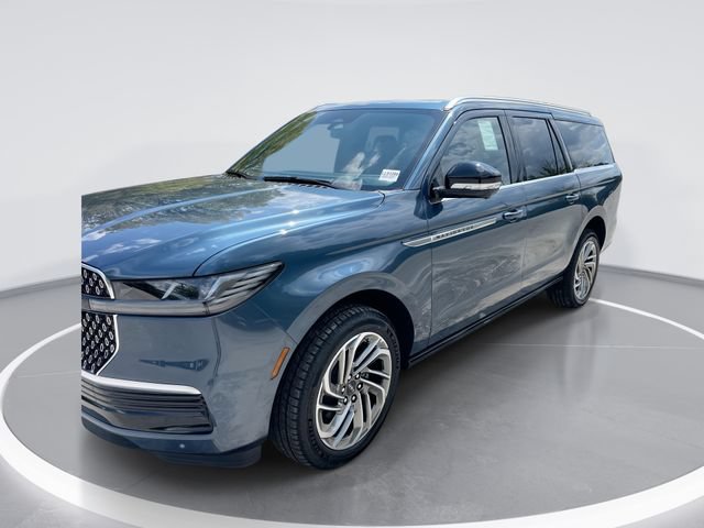 New 2027 Lincoln Navigator L Reserve AWD/4WD image 1