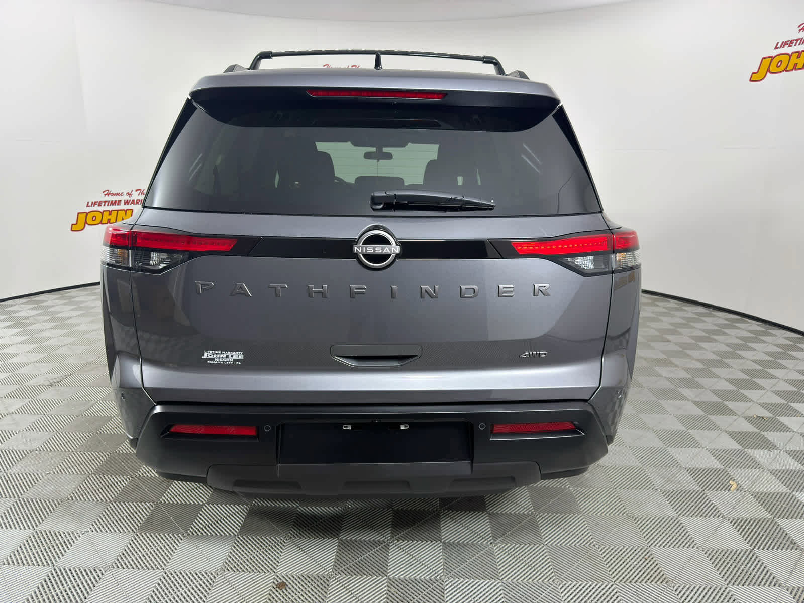 New 2026 Nissan Pathfinder SV image 4