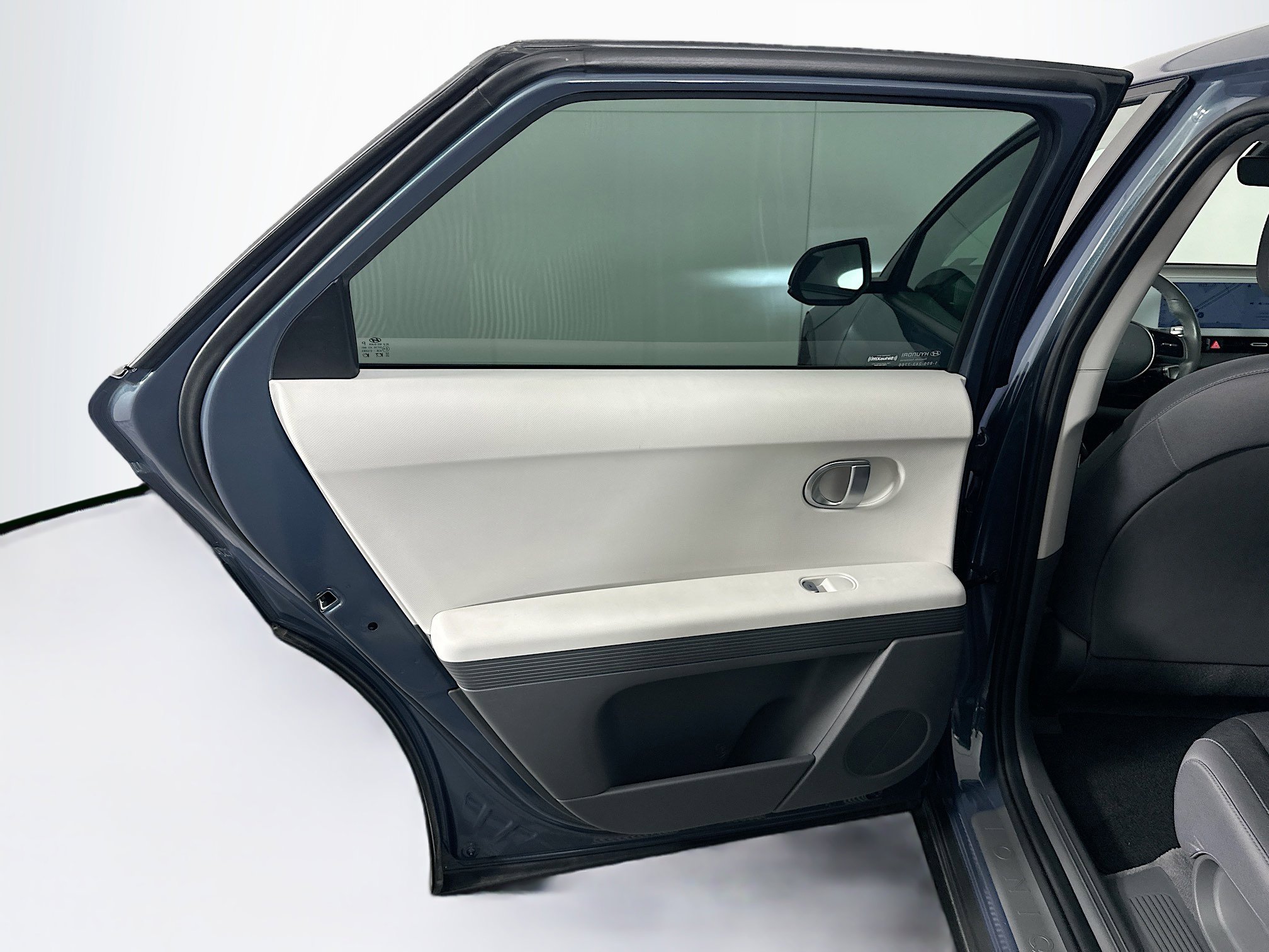 Used 2024 Hyundai Ioniq 5 SEL image 26