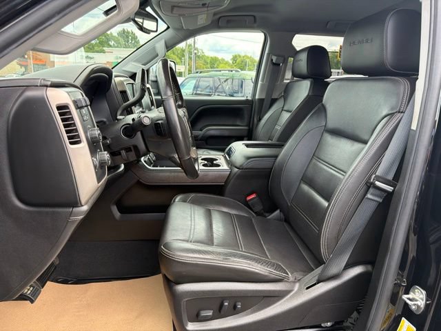 Used 2019 GMC Sierra 2500 Denali w/ Duramax Plus Package AWD/4WD image 12