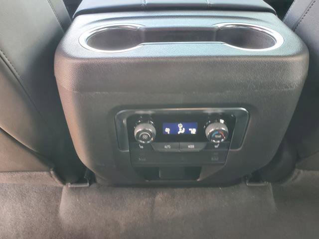 New 2025 Chevrolet Suburban LT w/ Comfort Package image 29