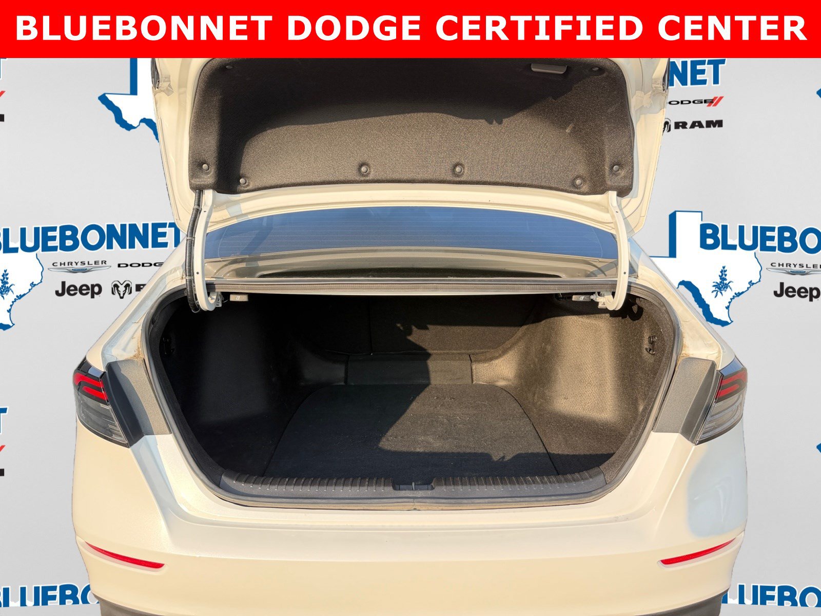 Used 2023 Honda Accord EX image 22
