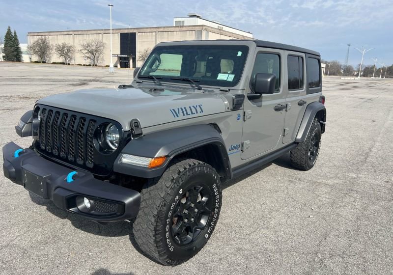 Used 2023 Jeep Wrangler Unlimited w/ Cold Weather Group image 1