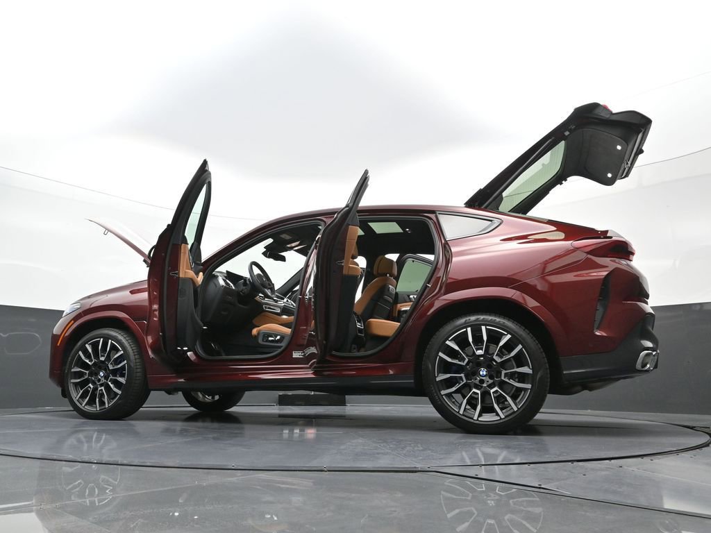 Used 2026 BMW X6 M60i image 43