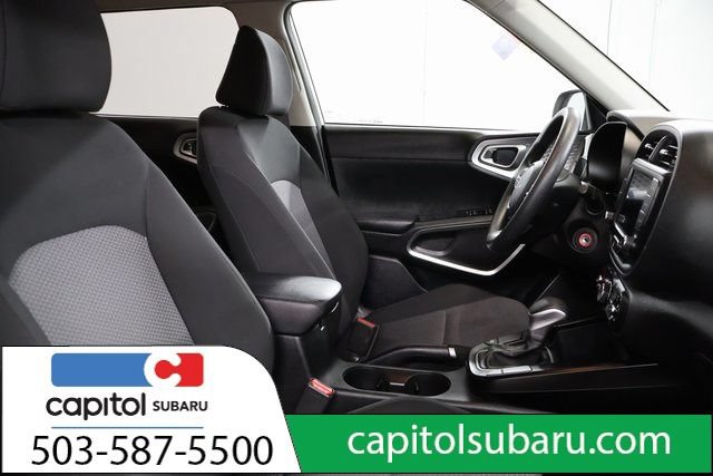 Used 2023 Kia Soul LX w/ LX Technology Package FWD image 26