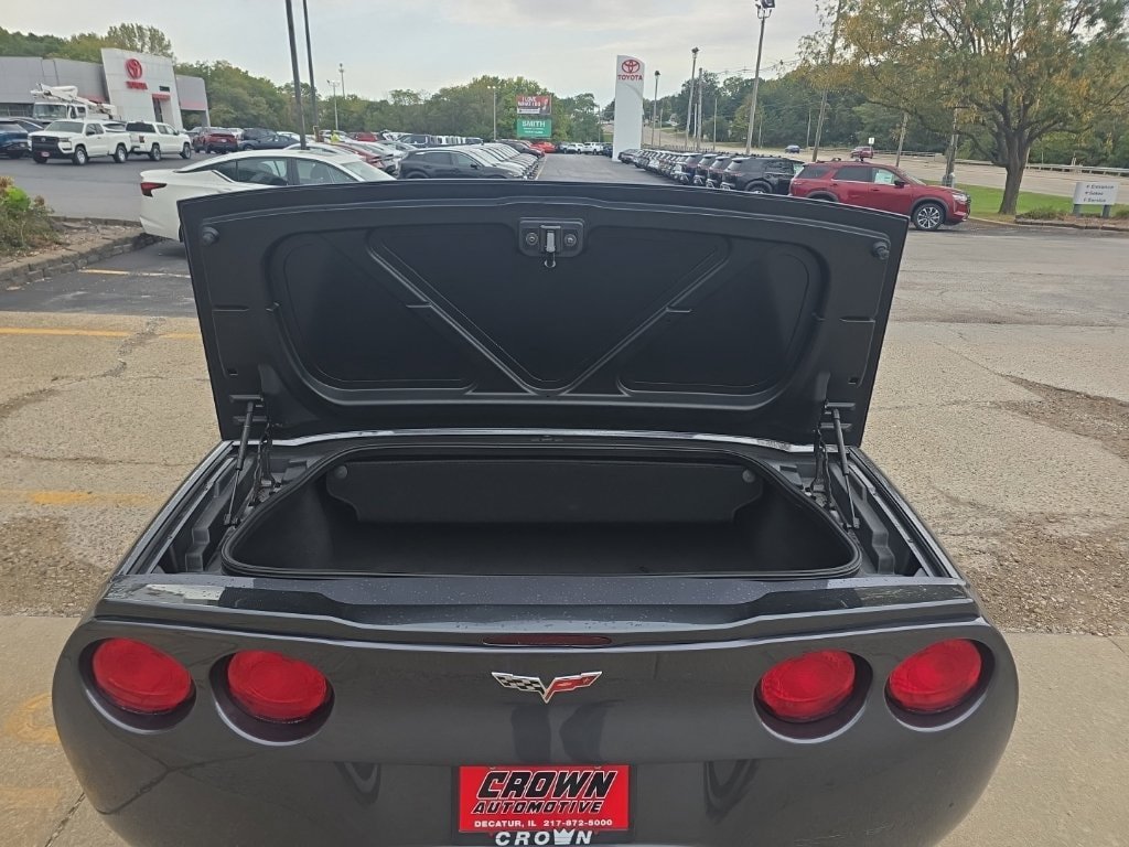 Used 2011 Chevrolet Corvette Grand Sport w/ Preferred Equipment Group RWD image 6