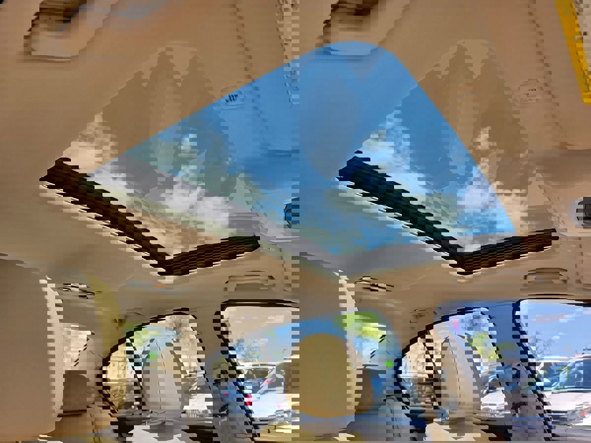 Used 2011 BMW 535i Sedan RWD image 12