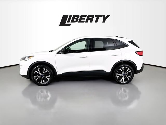 Certified 2022 Ford Escape SE w/ SE Sport Appearance Package image 4