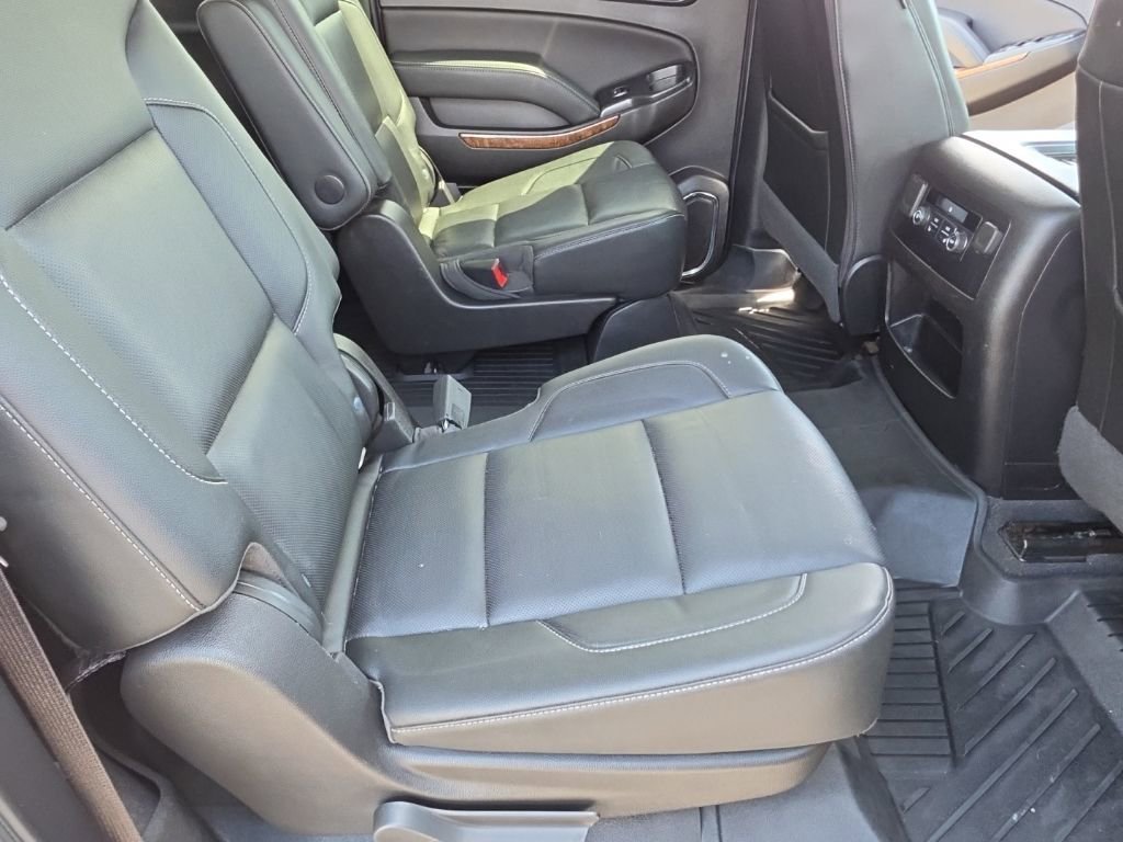 Used 2020 Chevrolet Suburban Premier w/ Max Trailering Package AWD/4WD image 33
